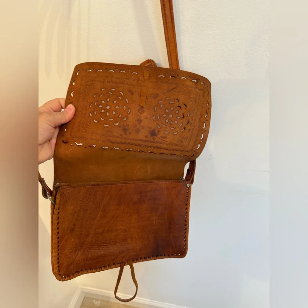 Embossed Leather Crossbody Bag - Picture 4 of 8